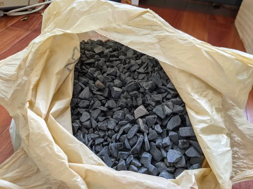 Black Chipped Stones photo 1