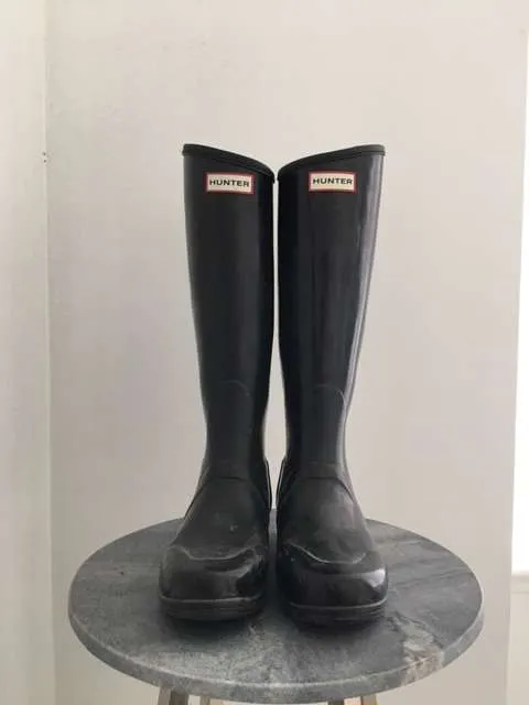 Black Hunter Rainboots - Size 7 photo 1