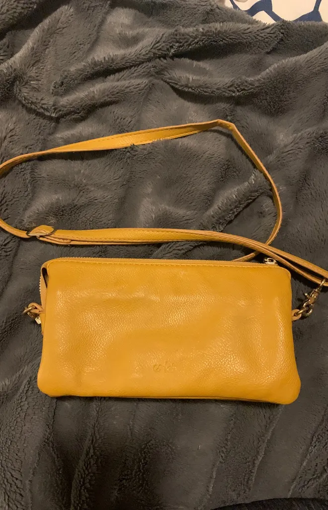 Small Pleather Purse photo 1
