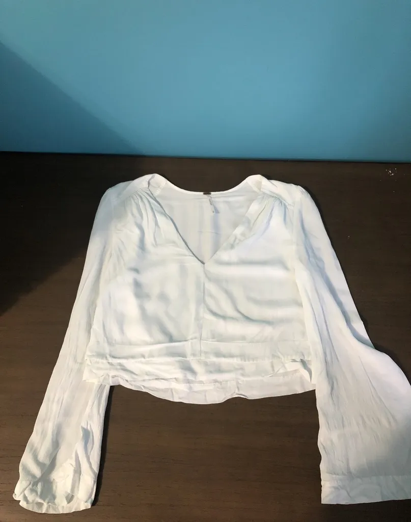 White Long Sleeve Blouse photo 1