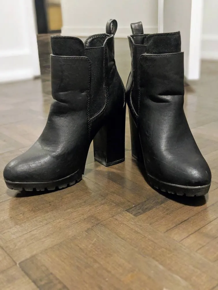 Black Stack Heeled Boots photo 1