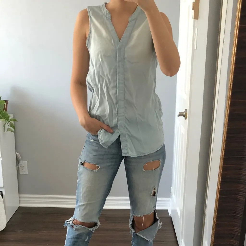 Dynamite Sleeveless Blouse - Size XS photo 1