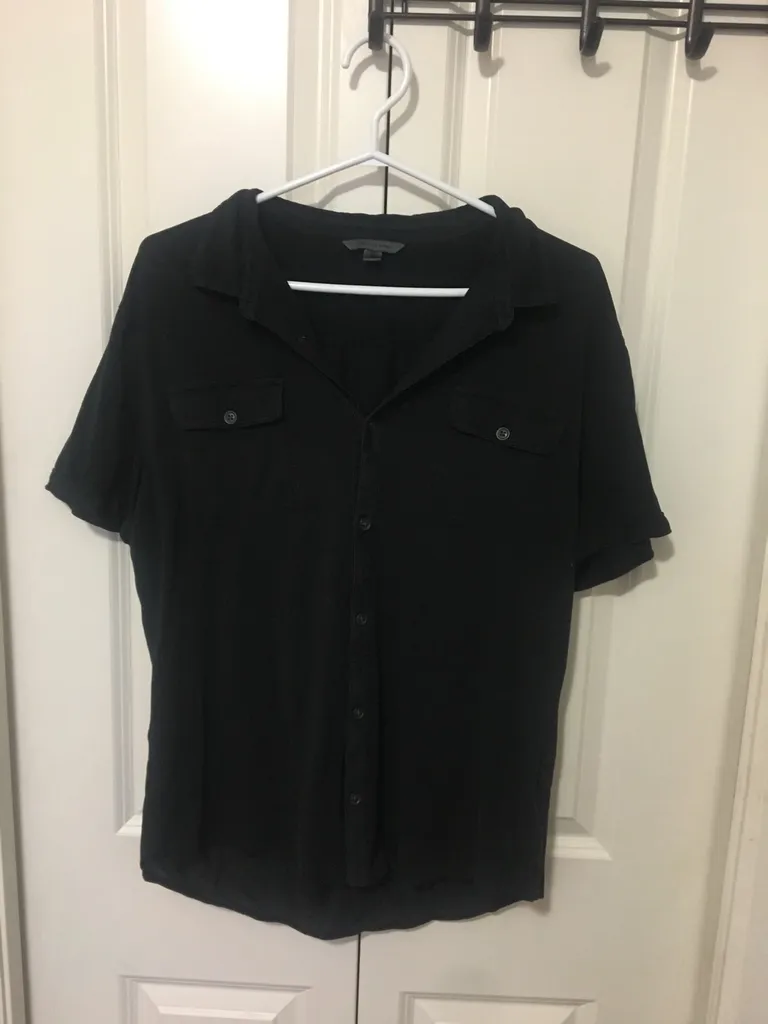 Large black Shirt photo 1