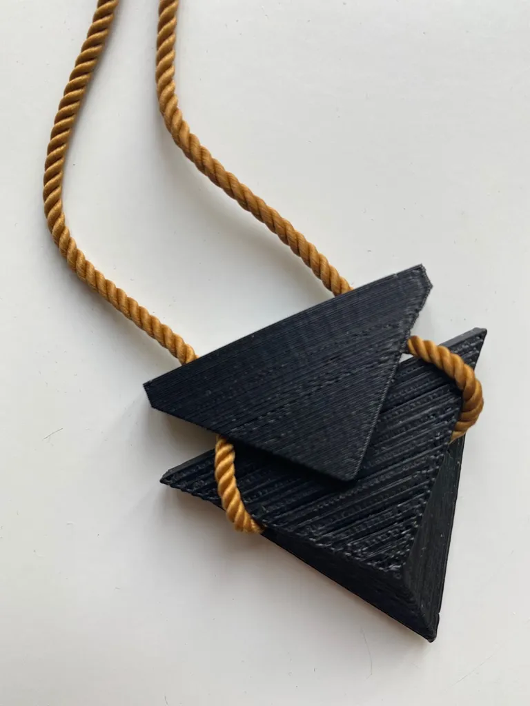 3D Printed Necklace photo 1