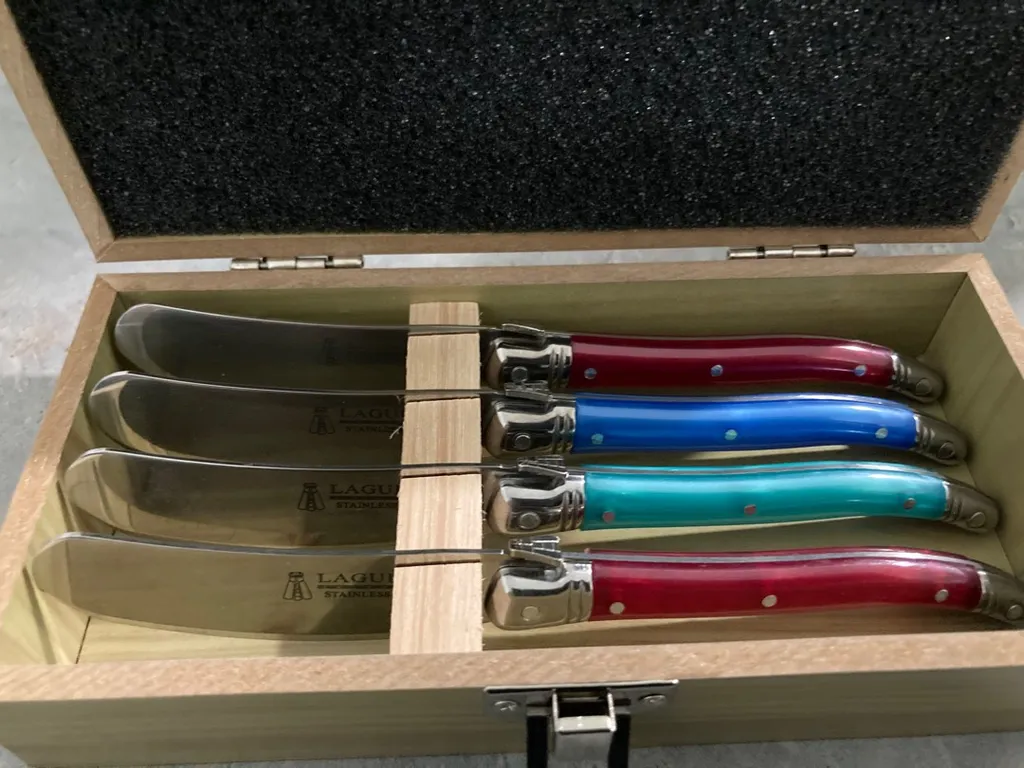 Set Of Knives photo 1