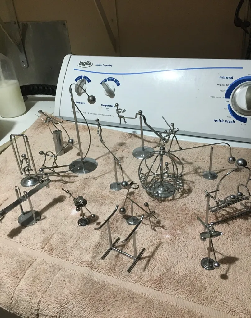 Pendulum Sport Display, Baseball, Basketball, Etc. photo 1