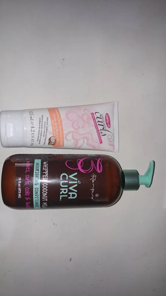 Looking To Trade For Cantu Curling Cream! photo 1