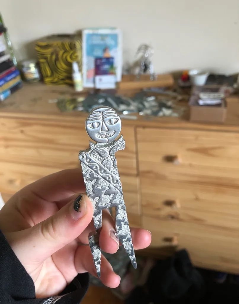 Funky pin friend (: photo 1