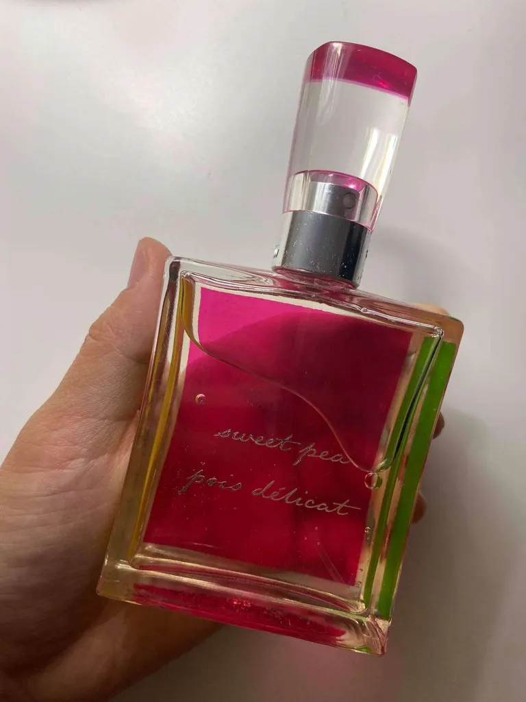 Bath & Body Works Sweet Pea Perfume (2.5oz) photo 1