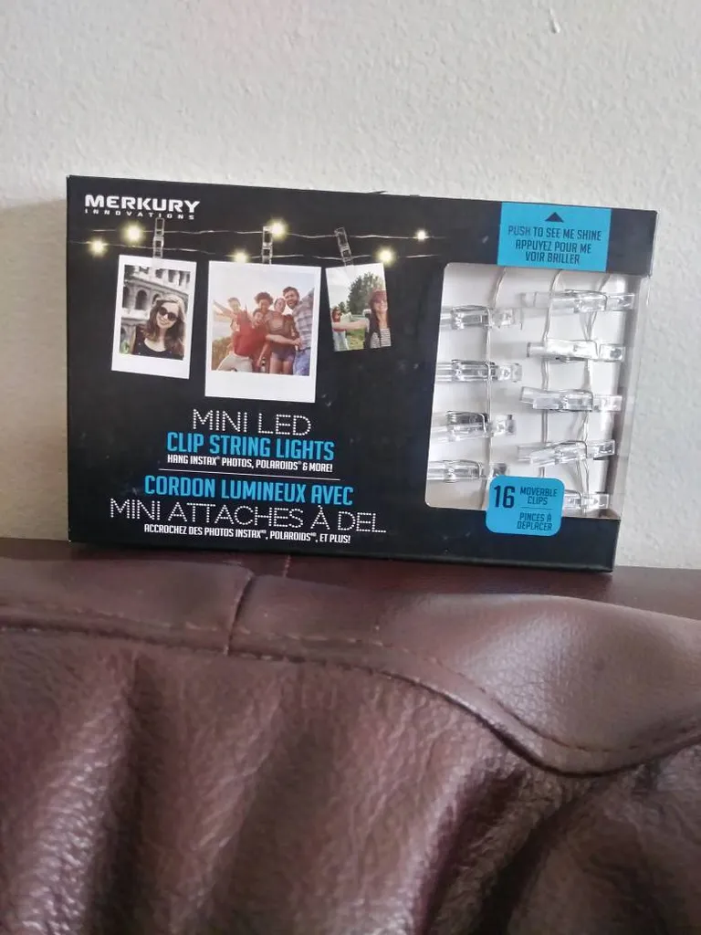 Mini LED Clip String Lights photo 1