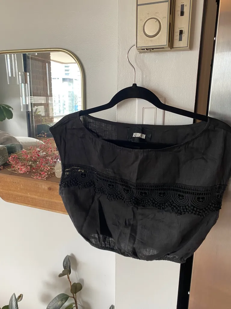 Reformation Black Crop Top photo 1