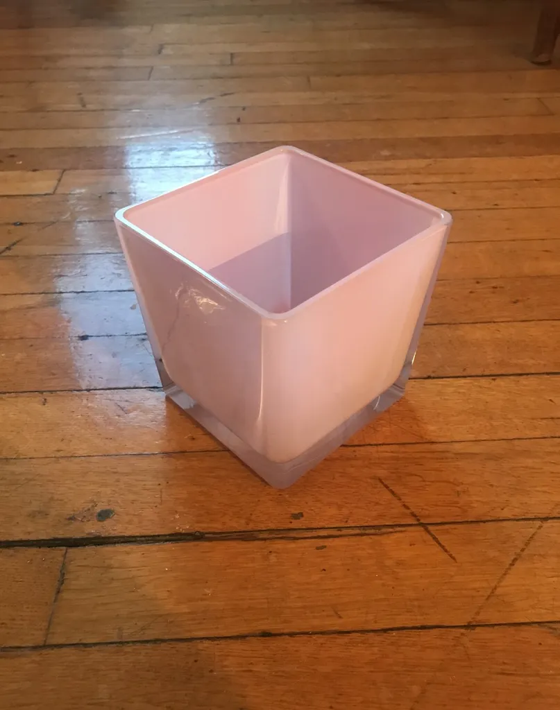 Pink Vase/Plant pot photo 1