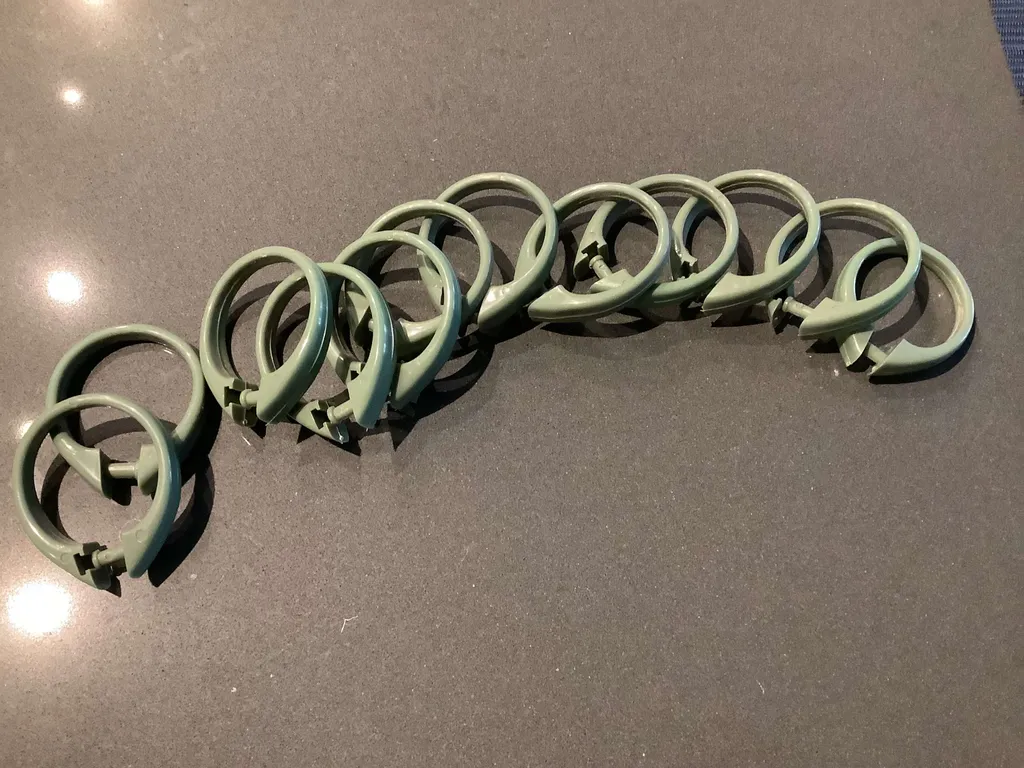 Free - green shower curtain rings photo 1