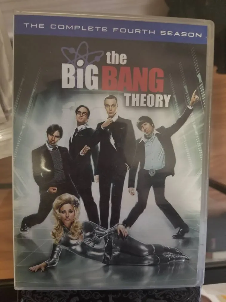 BIG BANG THEORY photo 1