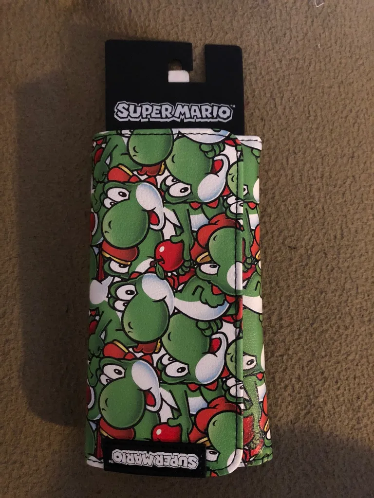 Super Mario Yoshi Flap Wallet photo 1