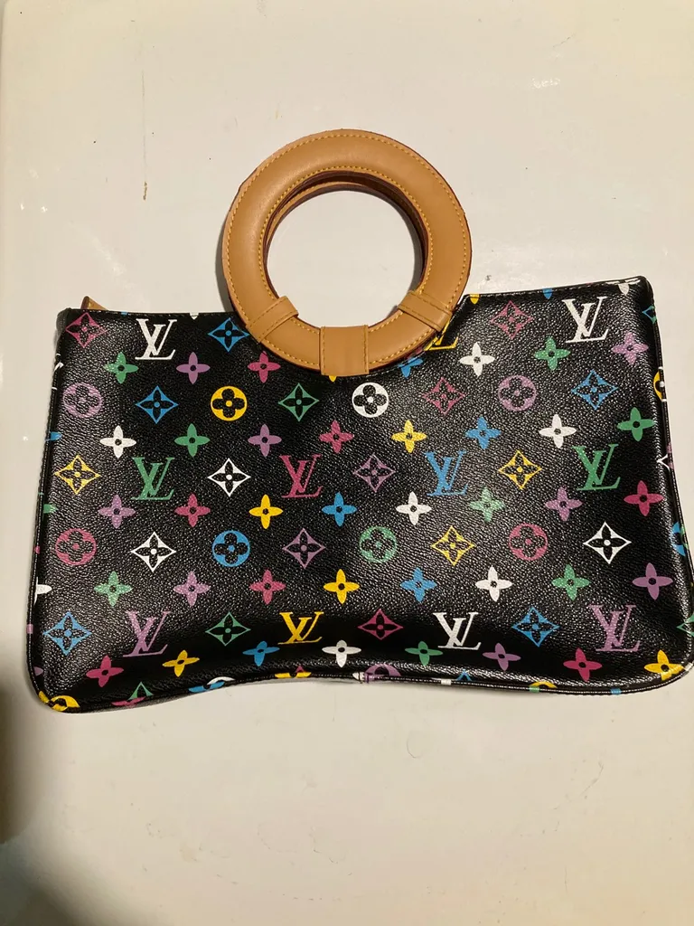 Vintage Louis Vuitton Purse photo 1