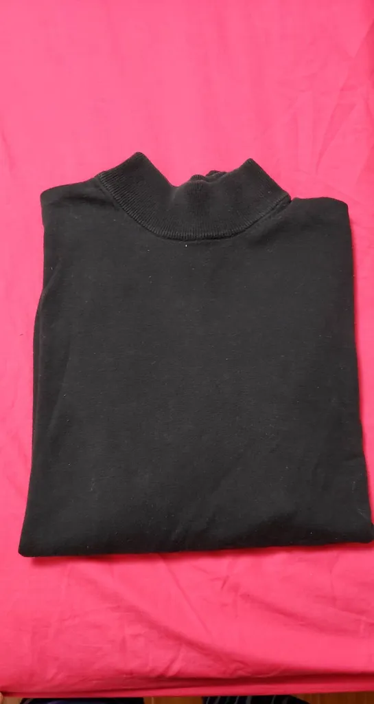 Black Sweater photo 1