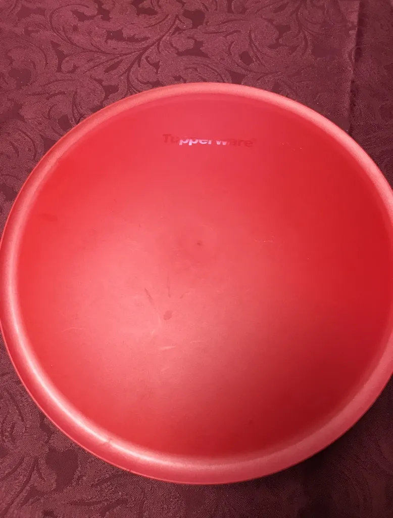 Tupperware Covered Bowl photo 1
