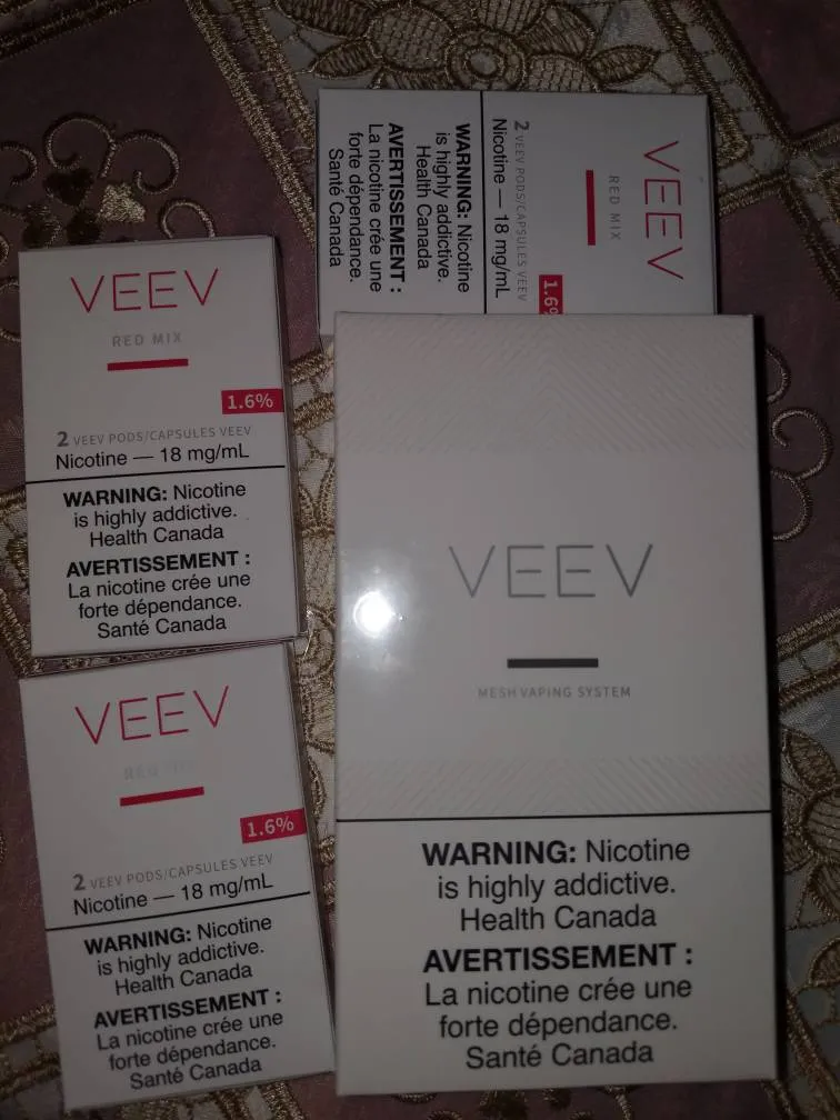 Brand New Vape With 3 Pods Unopened photo 1