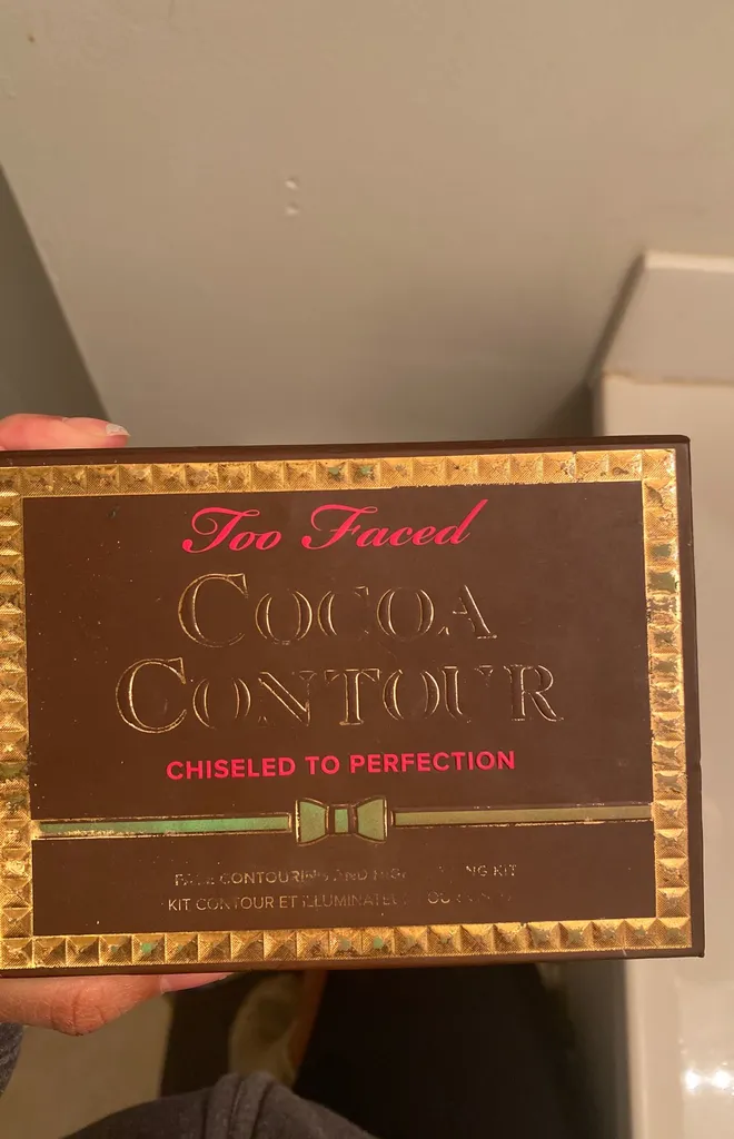 Toofaced Cocoa contour photo 1