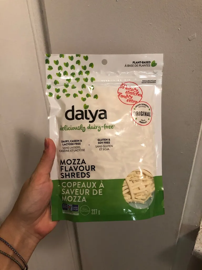 Daiya Vegan Cheese photo 1