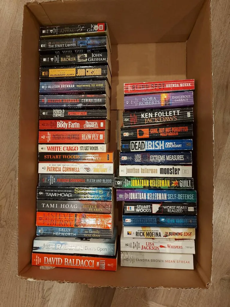 Bestselling Novels photo 1