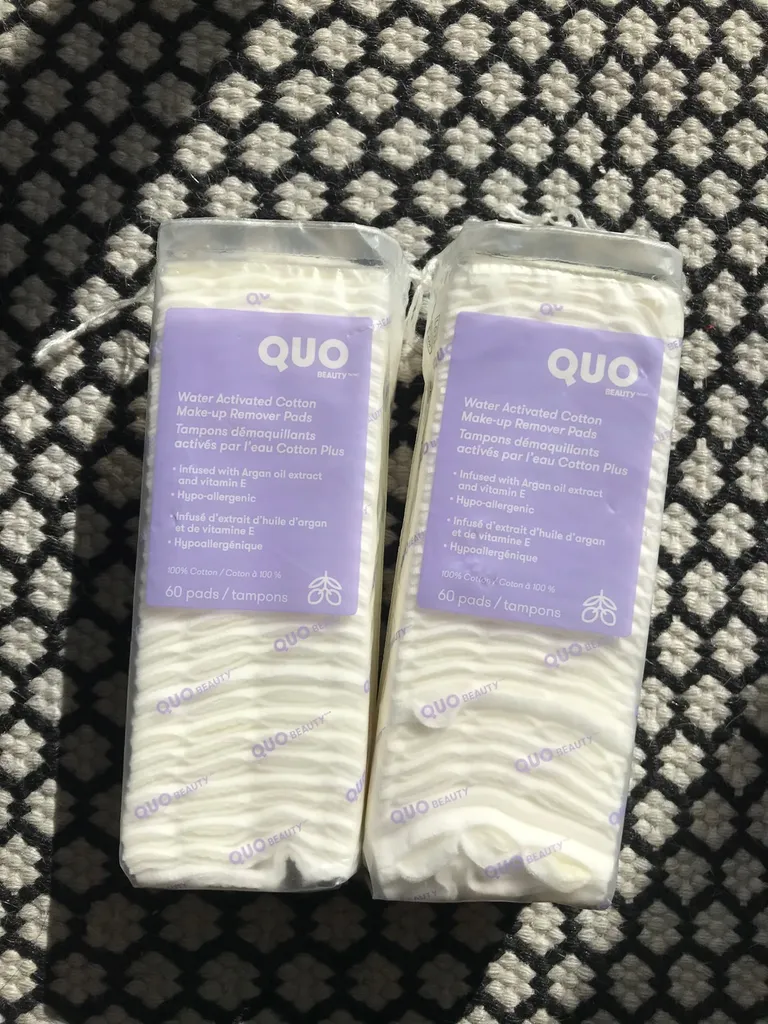 Cotton Makeup Remover Pads photo 1