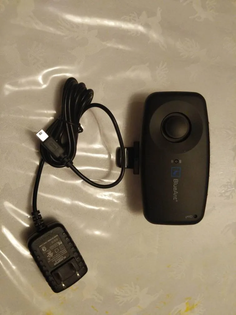 Brand New Car Bluetooth Speaker Handsfree photo 1