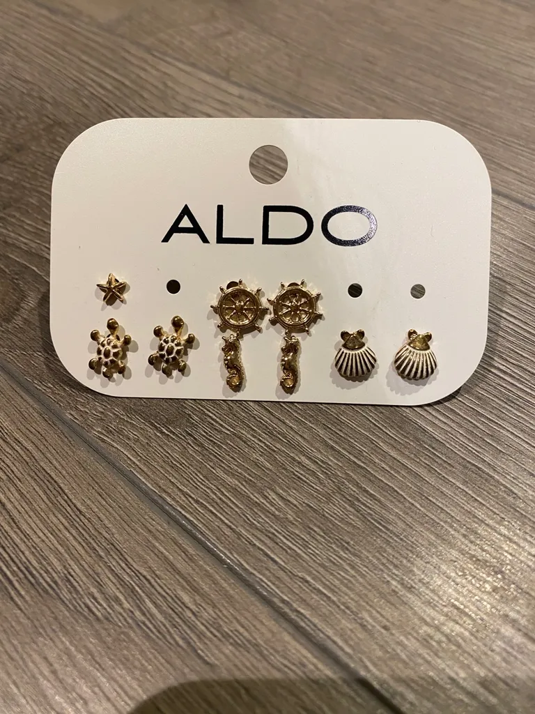 Aldo Earrings photo 1