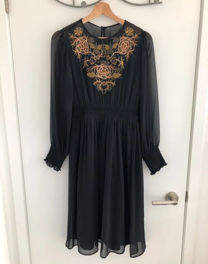 Black Dress With Empress Waist photo 1