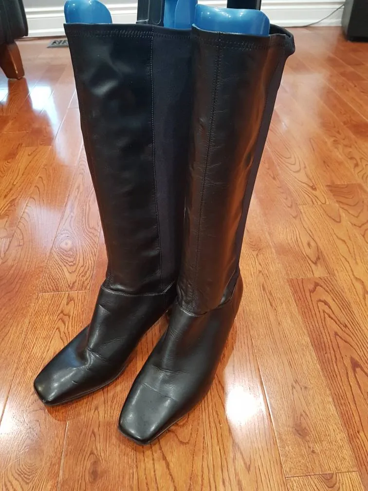 Naturalizer Kitten Heel Boots Size 8 photo 1