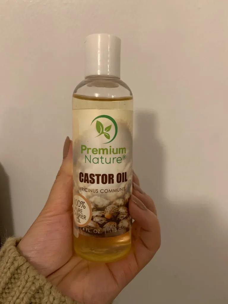 Castor Oil photo 1