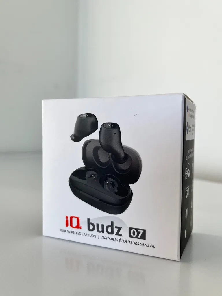 Wireless Earbuds photo 1