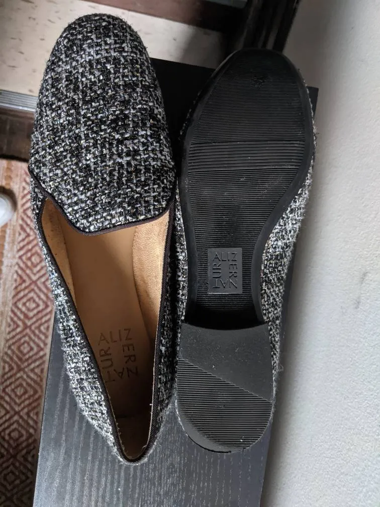 Naturalizer Flats, Size 9 photo 1