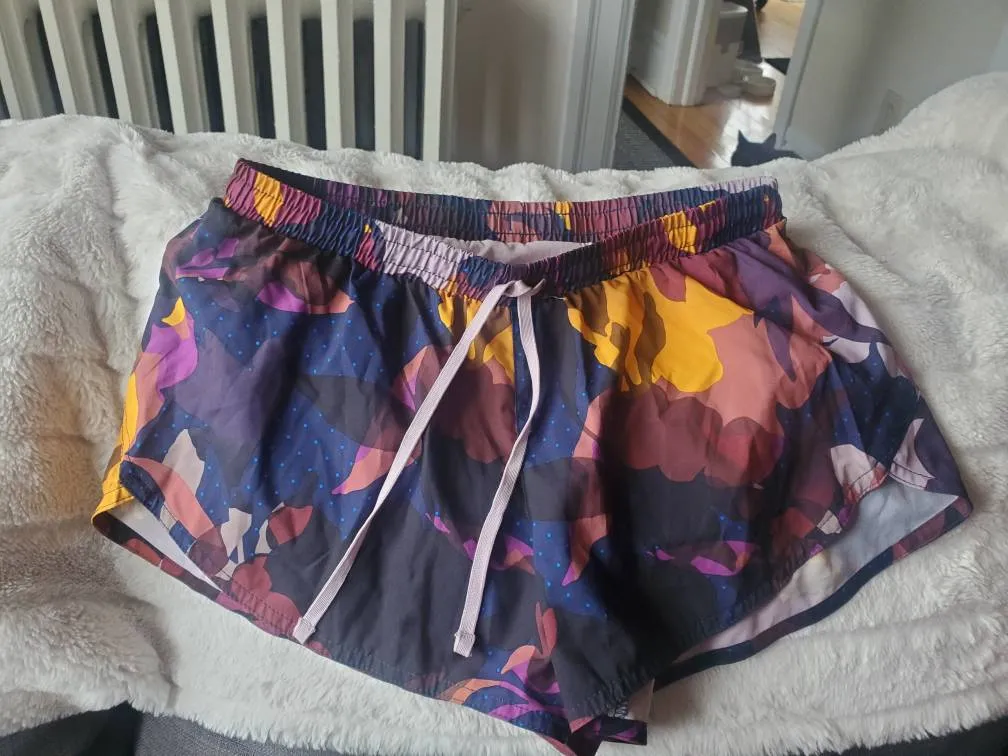 Xs Old Navy Running Shorts photo 1