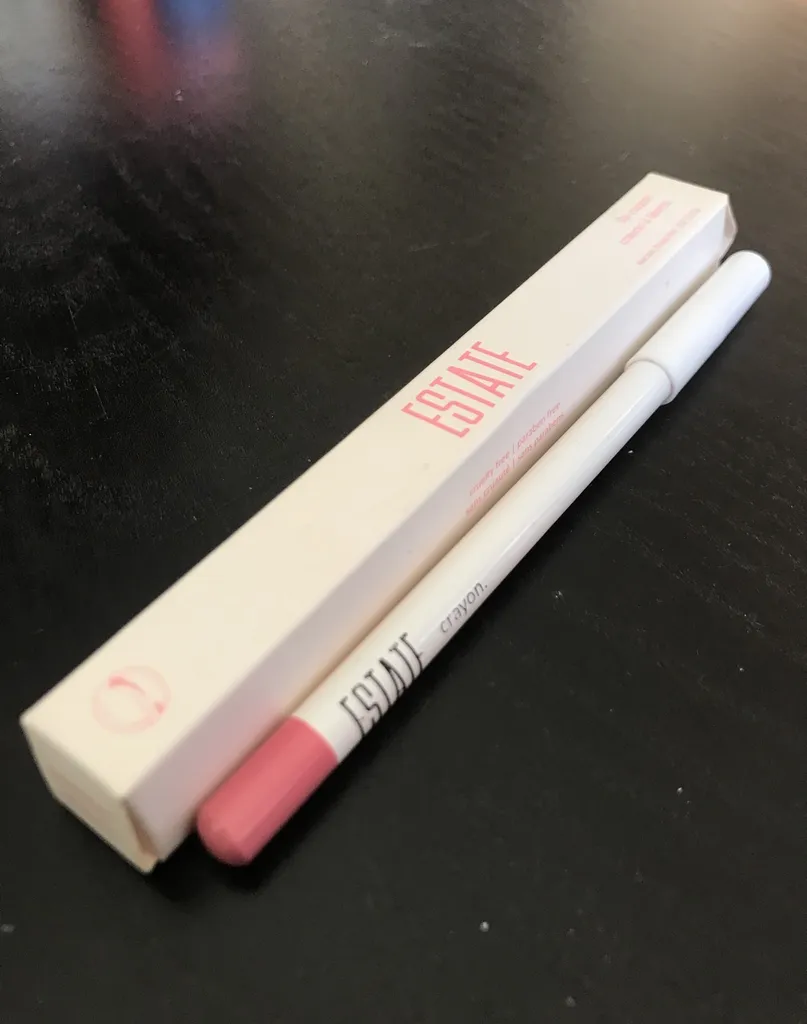 Estate Lip Crayon photo 1