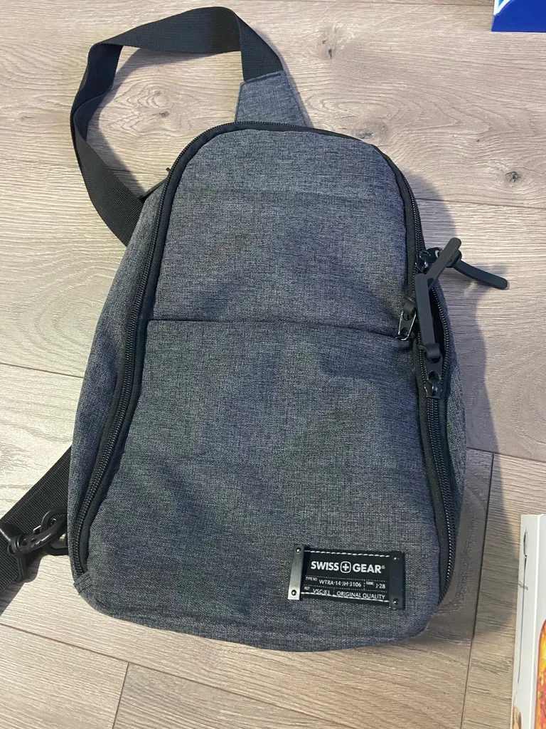 Small One Strap Body Bag photo 1