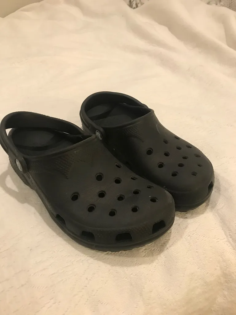 Crocs photo 1