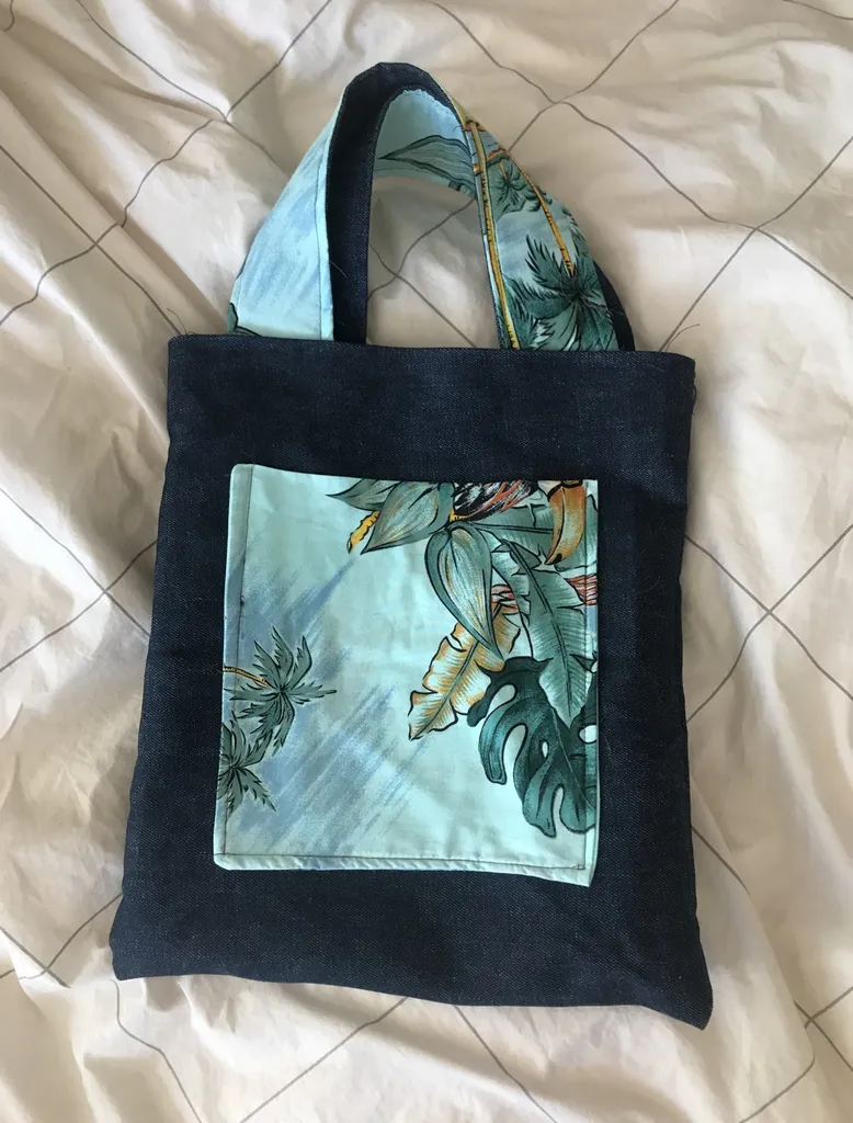 Reversible Tropical Tote Bag photo 1