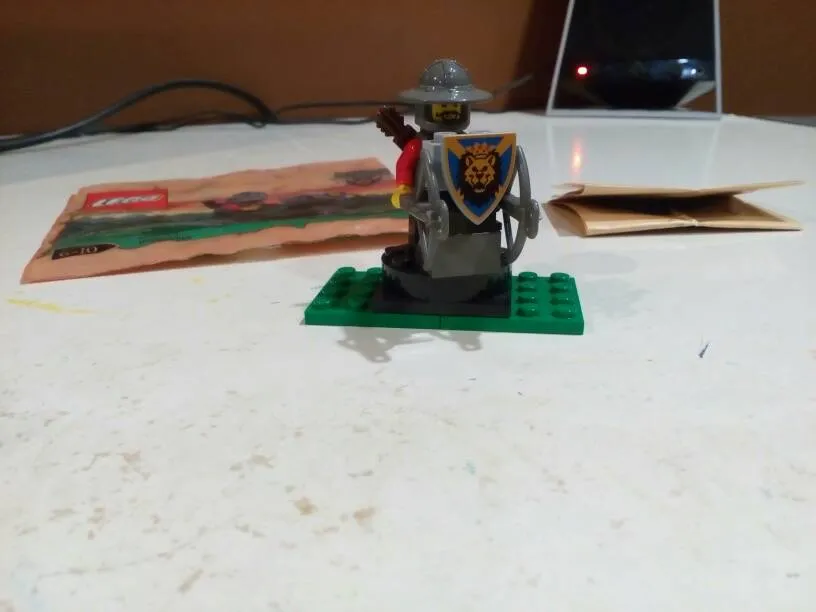 Lego Knights Kingdom Defence Archer photo 1