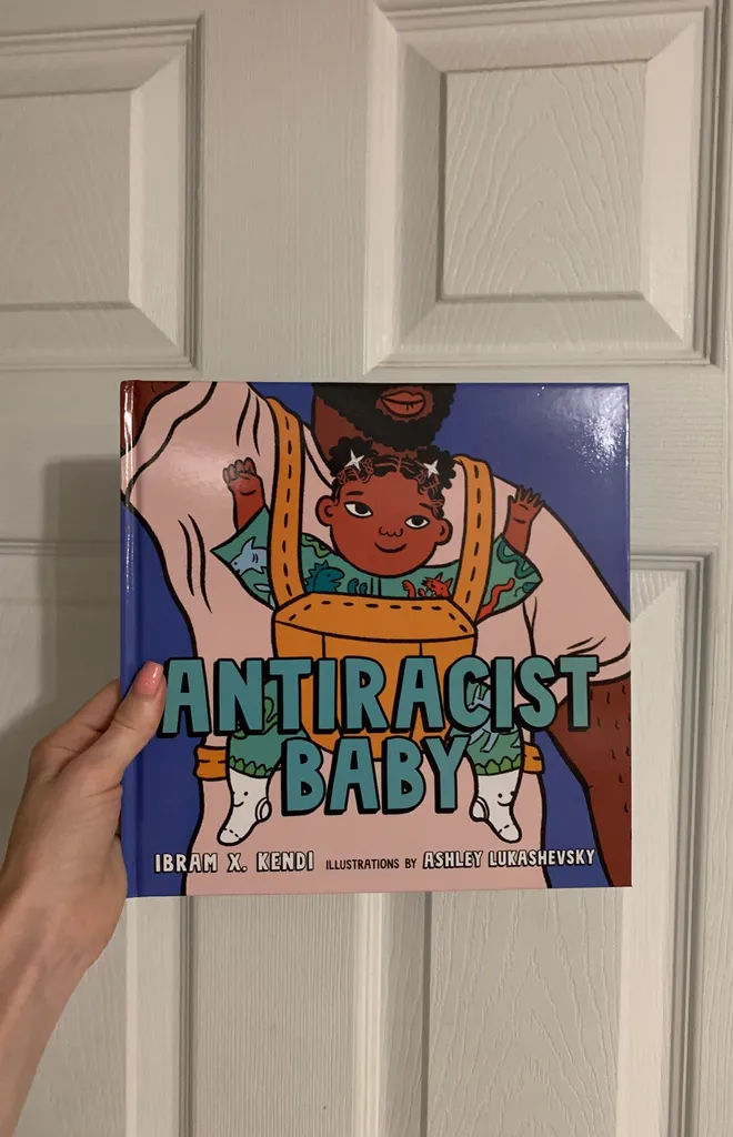 BNWT Baby/Kids Book photo 1