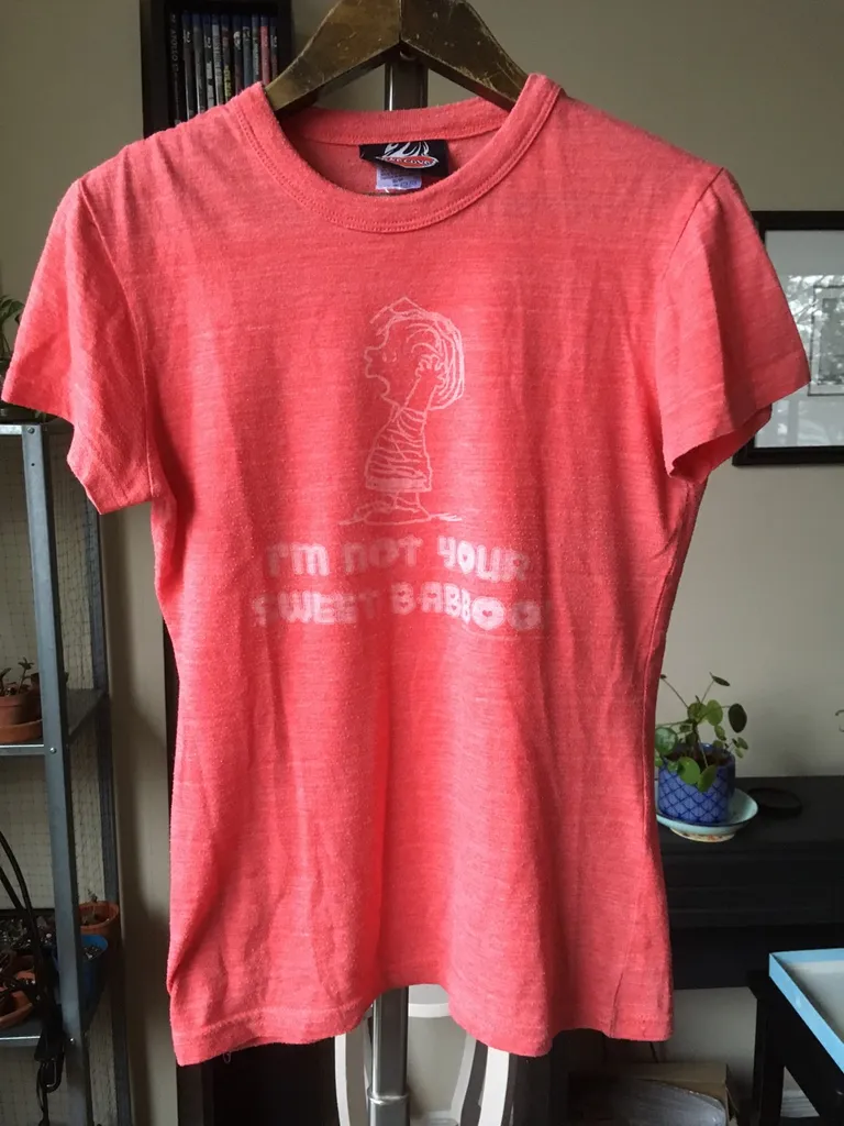 Linus (Peanuts Theme) Women’s T-shirt photo 1