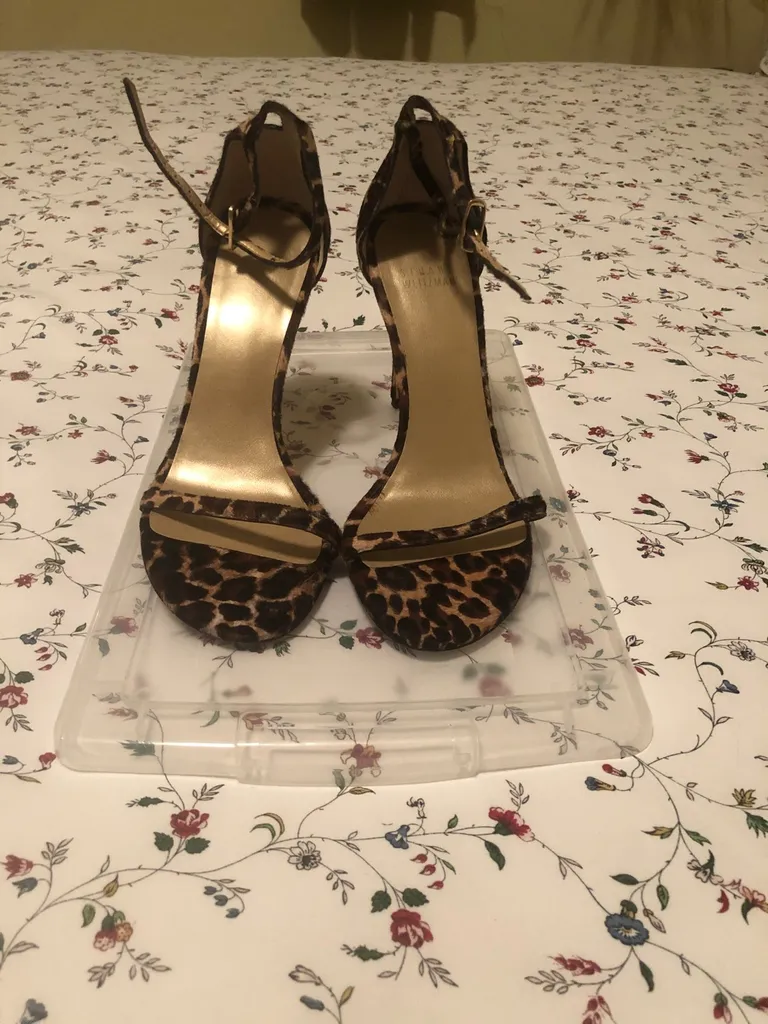 Designer Shoes (Size US 7 & 6.5 / EU 37 & 36.5) photo 1