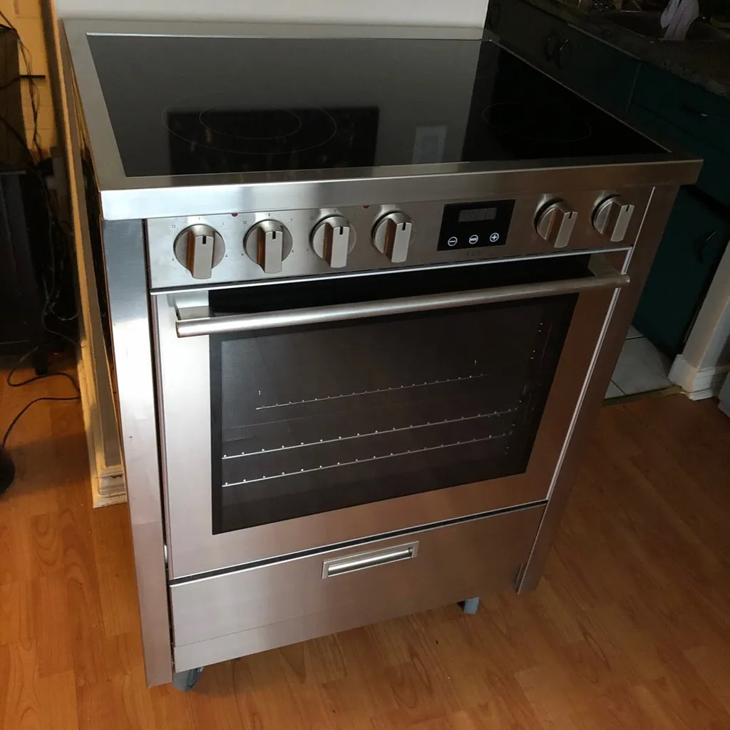 BRAND NEW AEG MULTI-FUNCTION ELECTRIC RANGE WITH WARMING DRAWER photo 1
