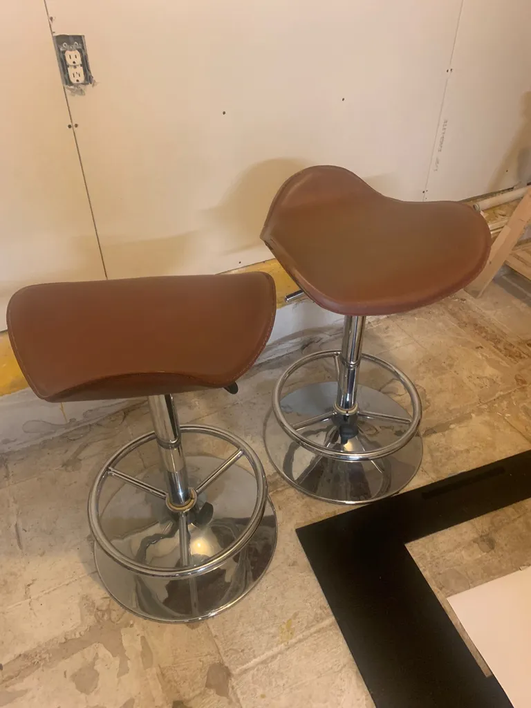 two bar stools photo 1