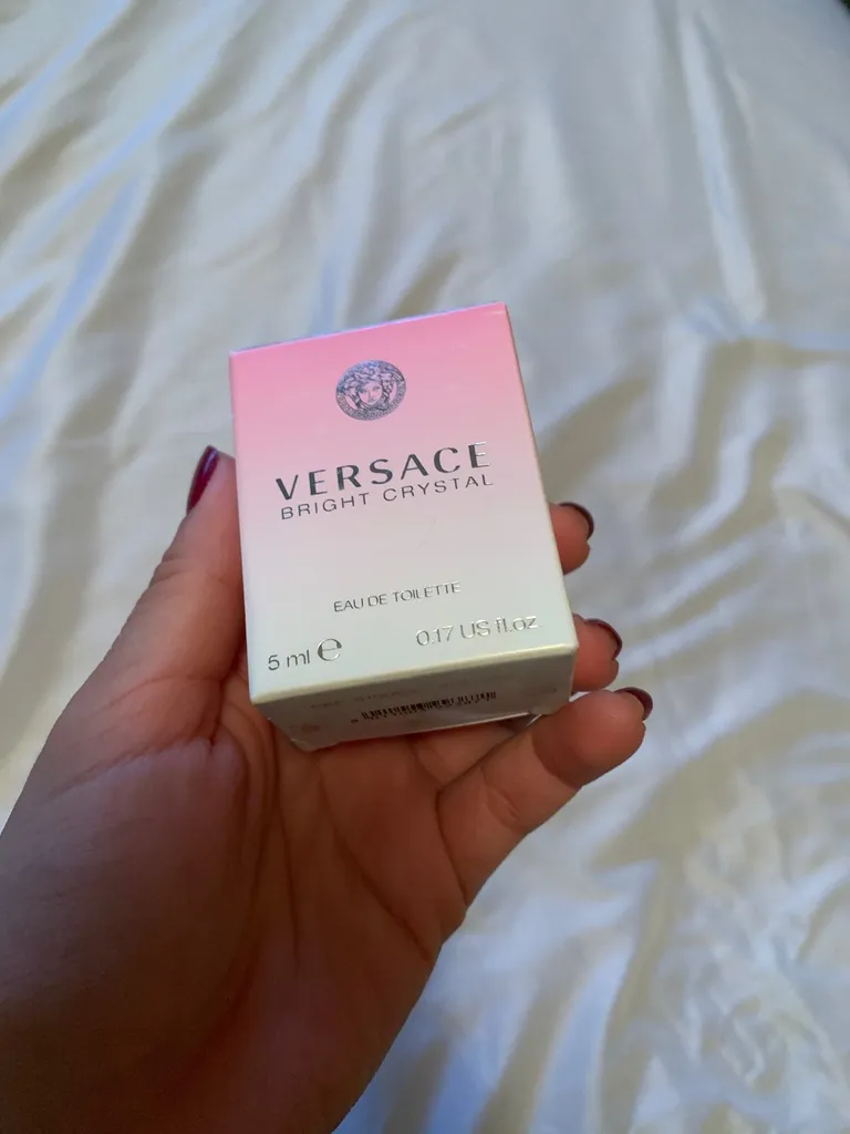 versace perfume photo 1