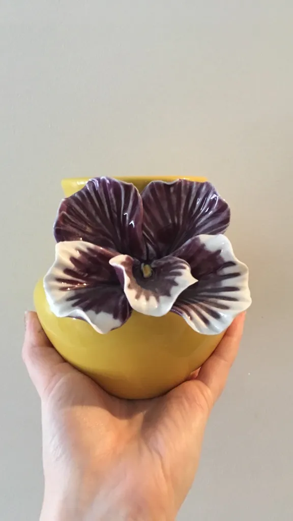 Small Yellow Flower Vase photo 1