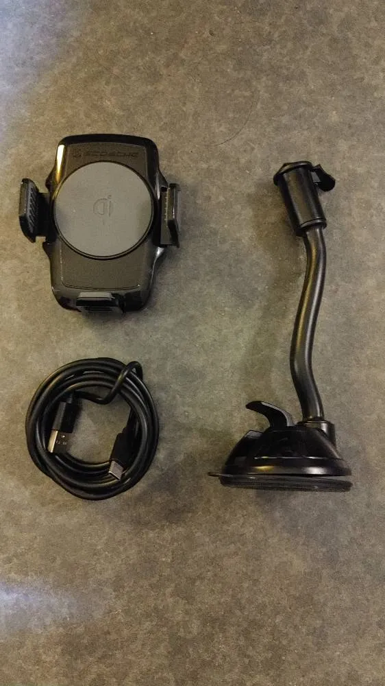 Phone Car Mount/Charger (Qi Wireless Fast Charging) photo 1