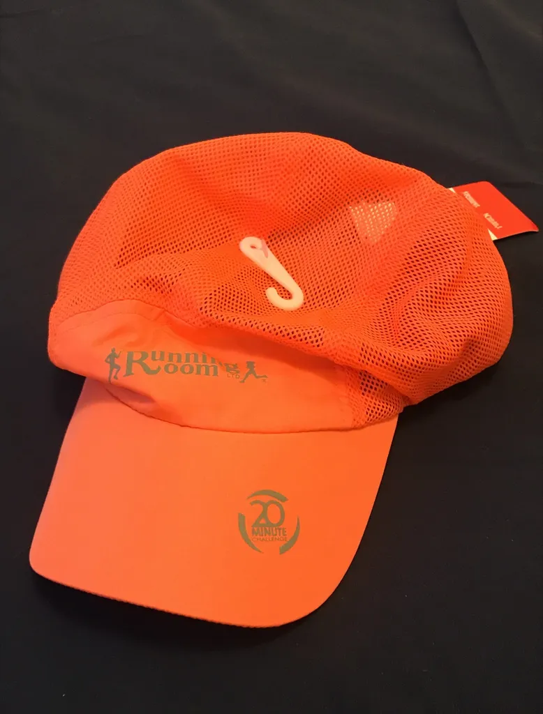 Running Room Super Bright Cap / Hat BNWT photo 1