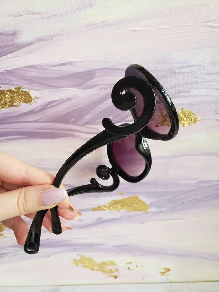 Cute Design Sunglasses photo 1